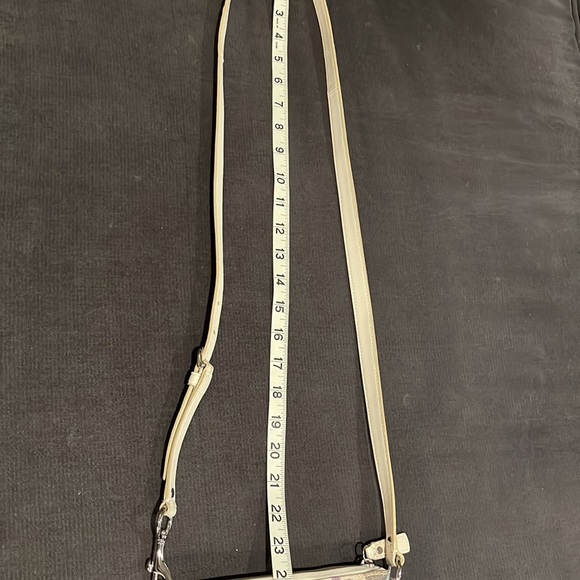 Coach Crossbody Canvas 8x9” bag. Signature Hardware on Front pocket & zipper - Picture 10 of 15